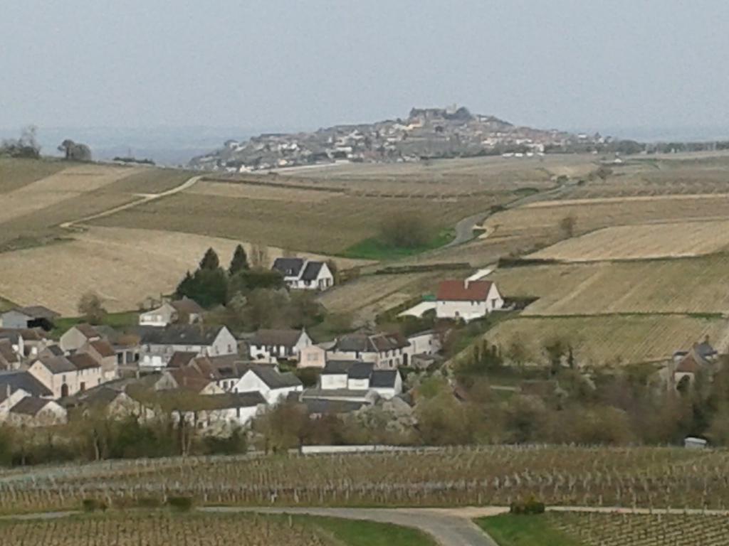 Le Clos Saint Martin Hotell Sancerre Eksteriør bilde